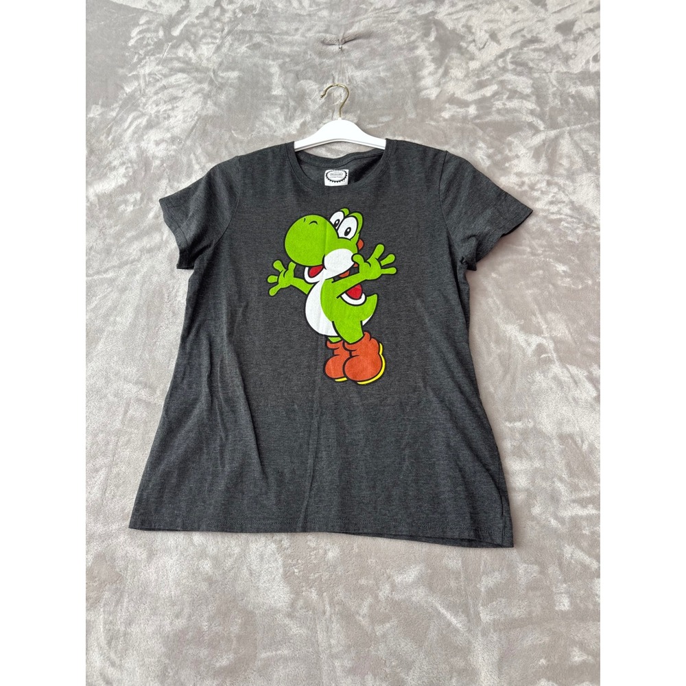 Nintendo Yoshi Graphic T-Shirt Charcoal Gray Short Sleeve Crewneck Tee L 1504